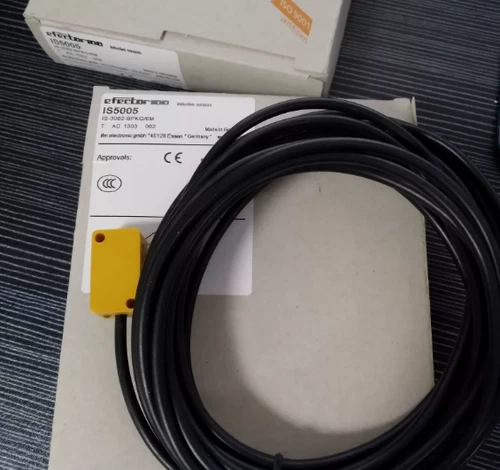 One New IFM IS5005 Proximity Switch Sensor Free Shipping - Picture 2 of 2