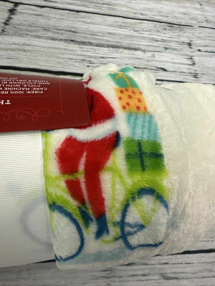 Target Wondershop Winter Wonderland Christmas Scene Throw Blanket 50" x 60" NEW - Image 4 of 4