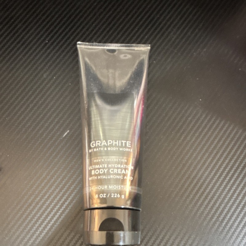 Bath & Body Works Graphite Body Cream Ultimate Hydration Shea Hyaluronic 8 oz