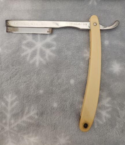 Rasoio Weck Sextoblade con custodia e accessori - Foto 3 di 13