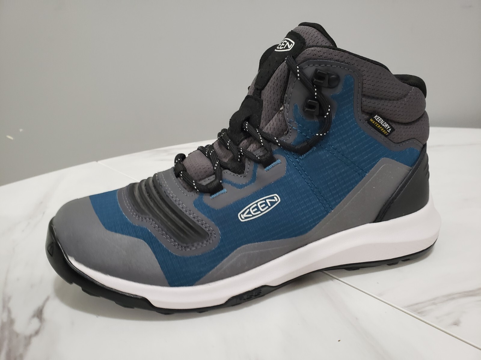 Stivali da trekking impermeabili leggeri NUOVI SENZA SCATOLA KEEN donna Tempo taglia 8