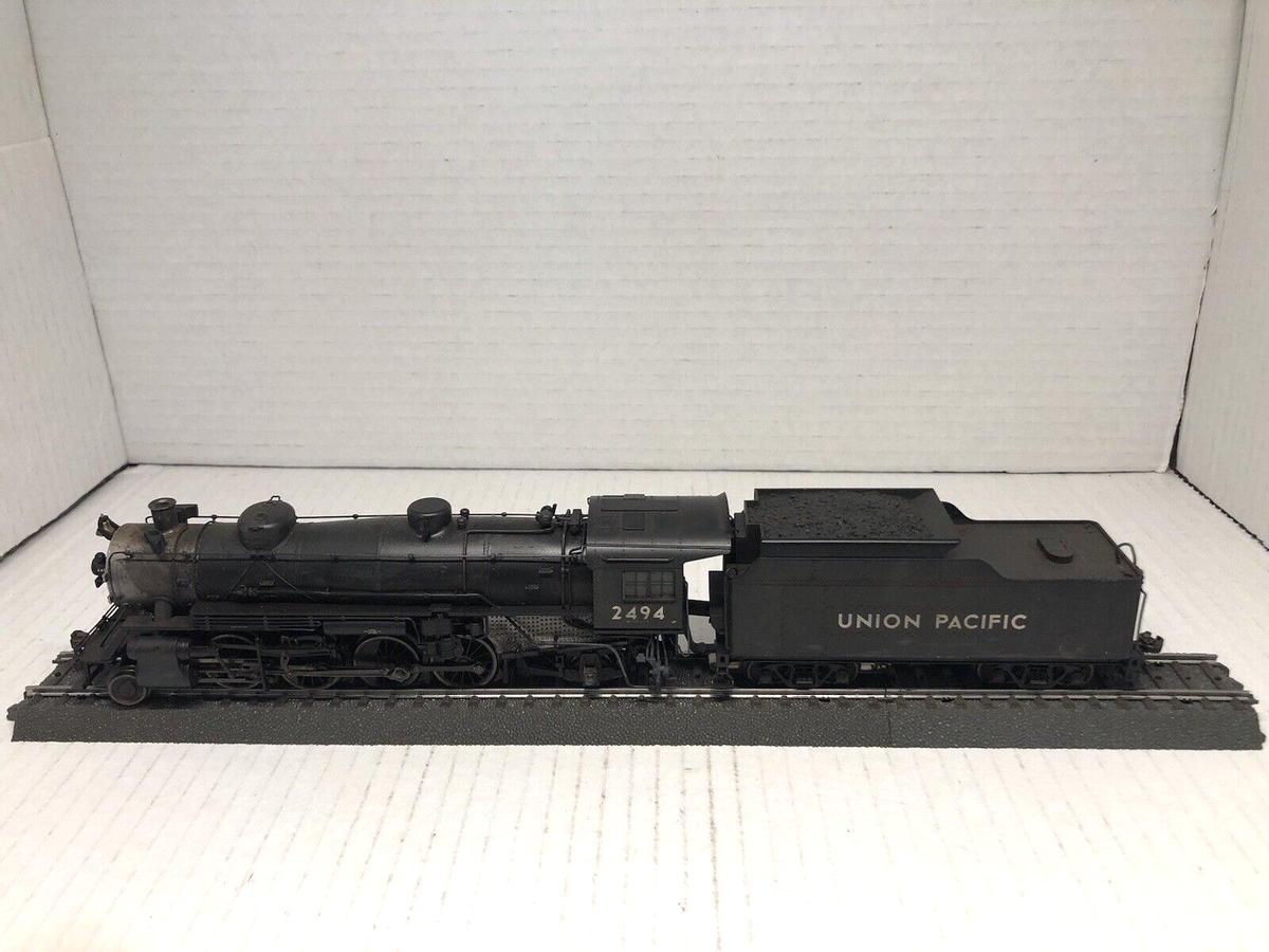 Marklin 37973 HO Mikado Union Pacific Railroad (UP) Steam Marklin 37973 HO Mikado Union Pacific Railroad (UP) Steam