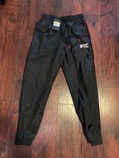 nike windrunner joggers