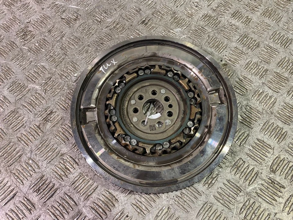 Hyundai Tucson IV NX4 2020 Schwungrad 232002M500 Benzin / Strom UTO44693 - Bild 4 von 4