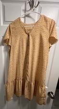 Woman's Summer Dress Size M NEW