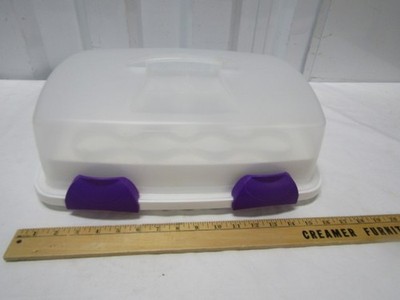 Wilton Rectangle 9x13 Cake and or 12 Cupcake Carrier Container Clear Plastic