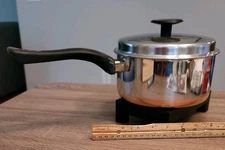 Set of 2 Vintage Revere Ware Copper Bottom, 2 Qt Saucepan & 7 inch Frying Pan