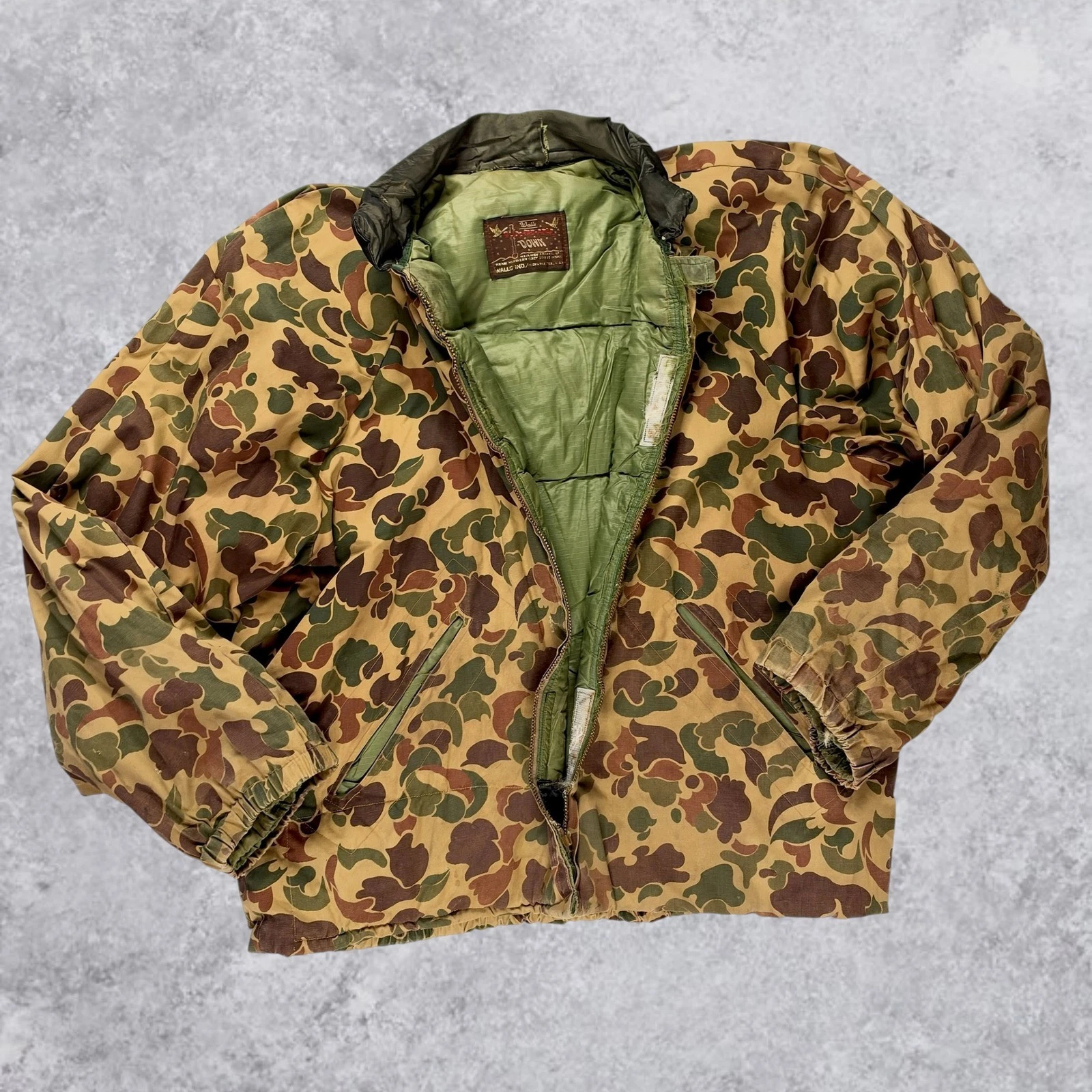 Vintage Walls Blizzard Pruf Camo Goose Down Jacket Mens Large Duck Hunter Puffer image 1