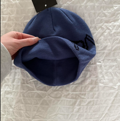 Arc'teryx Beanie Bird Head Toque – Wool Knit Lavender Purple Hat