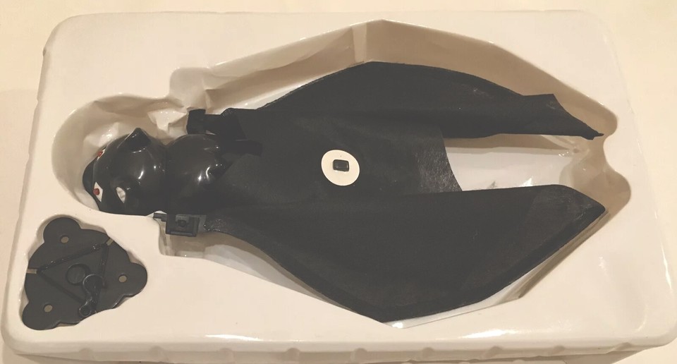 FITCO The Bat with Flying Action Halloween Prop Animated, Moving Bat