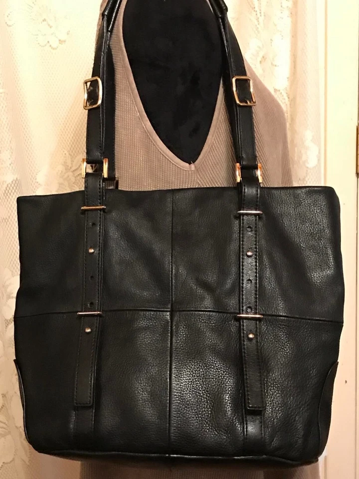 Bolso de Hombro Kelsi Dagger Buttery Suave Cuero Guijarro Negro Asas Dobles Usado en Excelente Condición Foto 3 de 4