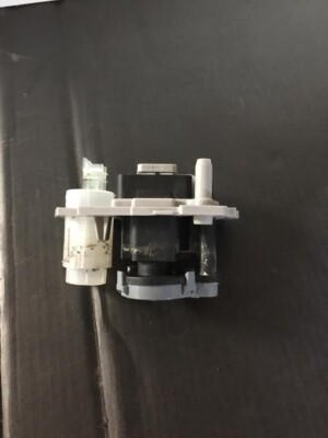 OEM Electrolux Dryer Support Pump 136604910