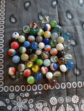  LOT OF 50  VINTAGE MARBLES MIXED CONDITION MIXED SIZES