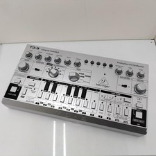 BEHRINGER TD-3 Synthesizer Bass Machine Used JP