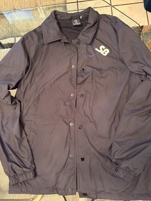 Nike SB Shield Windbreaker Adult Unisex XS Black Coaches Jacket Lined