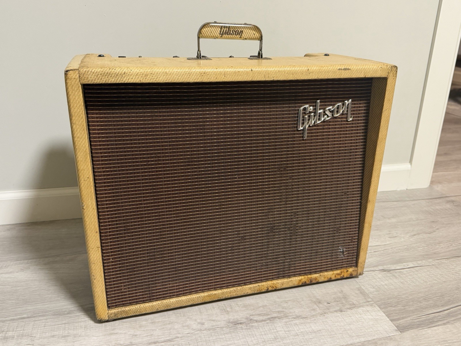 Vintage Clean 1960 Gibson GA-18 Tremolo  Tweed Guitar Amplifier Works! Explorer
