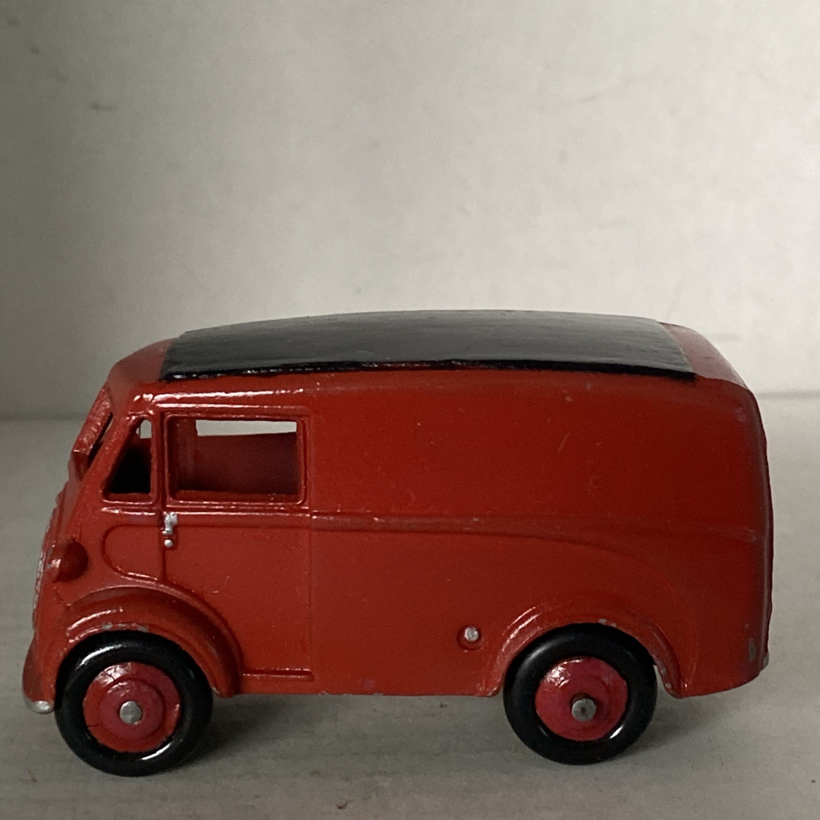 Dinky Meccano 260 Morris J Royal Mail Van - Unboxed - Very Good Condition. thumbnail 5