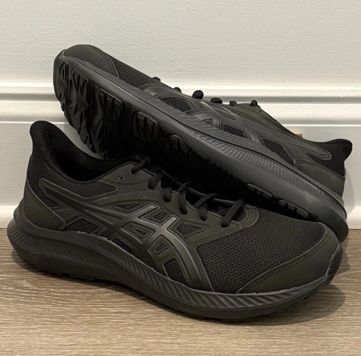 Asics Jolt Triple Black Shoes Sneakers 1012B422-001 Women’s Size 10 Wide  D NEW