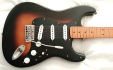 Squier 40th Anniversary Vintage Edition Stratocaster 2022 Satin Wide Sunburst