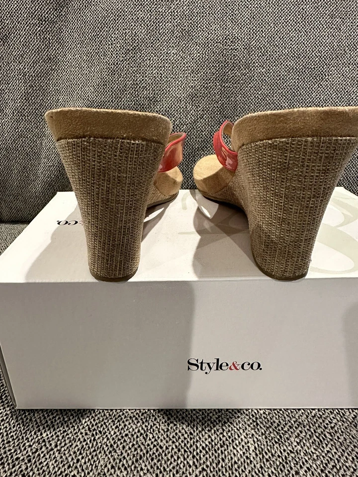 coral thong wedge Style & co Patent Leather sandals - Изображение 4 из 4