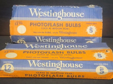 New Old Stock WESTINGHOUSE 24pk of Class M medium peak Photoflash Camera Bulbs