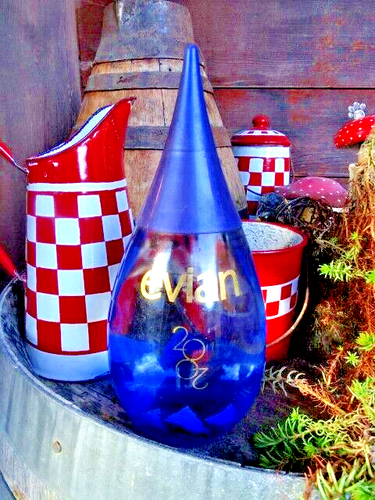 Bouteille D'eau Evian Goutte édition 2002 - 1 Litre, Bleu, Neuf Sous Blister