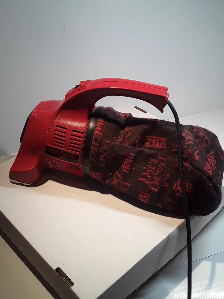 Vintage Dirt Devil Plus Royal Red Hand Vac M08100REDC-TESTED&WORKS Made In USA!! - Image 4 of 4