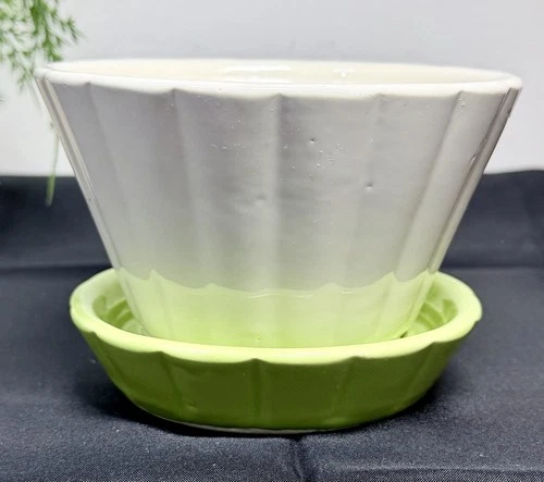 Vintage Shawnee Pottery Ribbed White & Green #534 Flower Pot Planter MCM