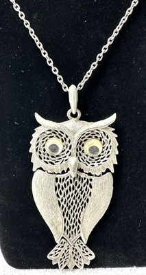 Vintage MCM Estate Silver Tone Cute Owl Pendant Googly Eyes Necklace  n661
