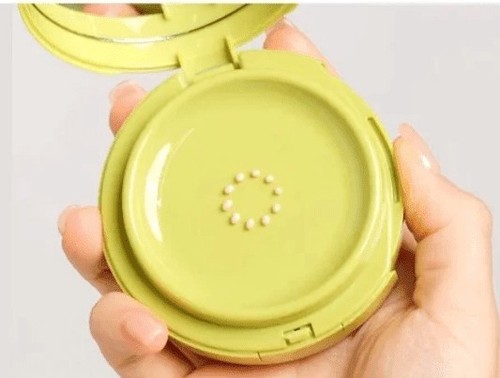 Unleashia Satin Wear Healthy Green Cushion 21N Vegan | Natural Coverage & Glow - Picture 2 of 2