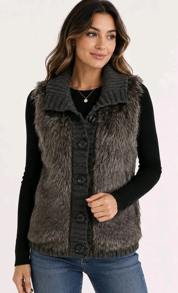 CAPTURE Womens sz S 10 Grey Faux Fur Vest Knit Sleeveless Jacket Winter Boho #A8