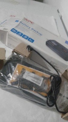 NEW APC Smart UPS LCD 750VA 120V Power UPS 450 Watts 10 Outlets (NO BATTERY)