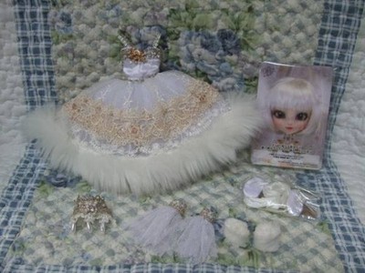 OF (Hair accessory and tights Missing parts) only Pullip Pale Noel Outfit (Missi