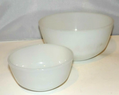 FIRE KING Anchor Hocking White Milk Tapered Glass Mixing Bowls 7" & 5" Set of 2