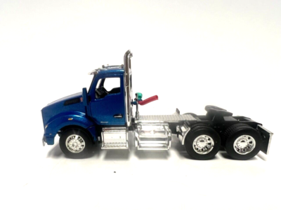 DCP / FIRST GEAR 1/64 SCALE T-880 KENWORTH DAY CAB, BLUE, GRAY