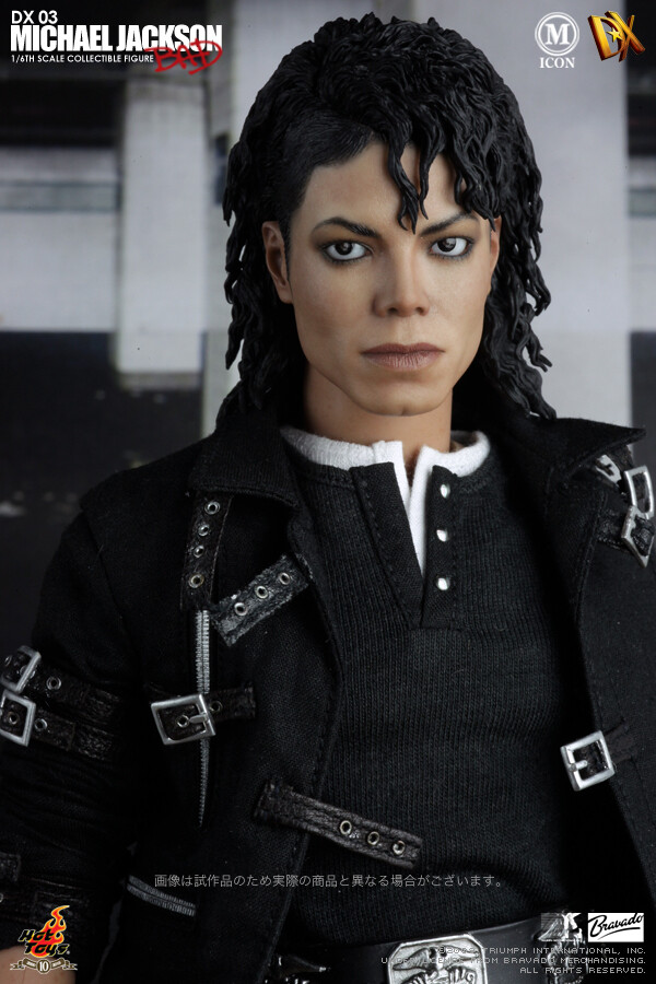 ホットトイズ　マイケル・ジャクソン　バッド版　DX03 開封済み美品　匿名配送 Hot Toys Dx03 1/6 Michael Jackson(Bad Version) Action Figure
