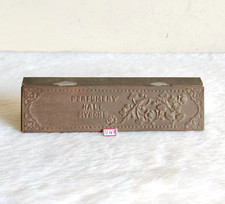 1930s Vintage Blumenmuster Geprägt Perfumery Hall Mysore Werbe Dose Box TI767