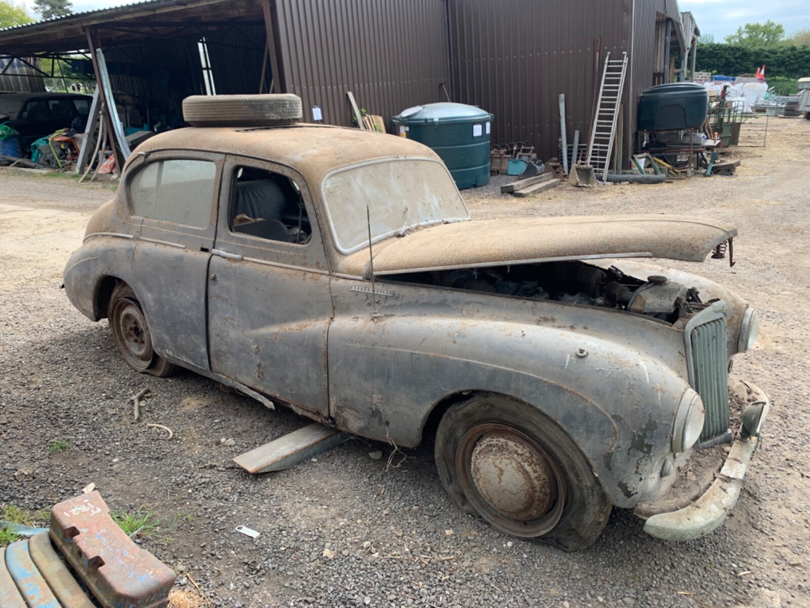 Image 4 - Talbot sunbeam 90 in hibernation since 1972 genuine barn find restoration