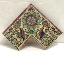Malibu California Vintage Corner Tile
