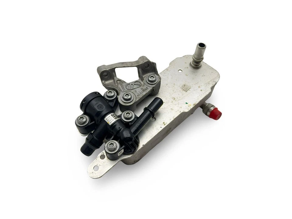 Enfriador de aceite de transmisión BMW X3 2018-2023 Foto 3 de 4