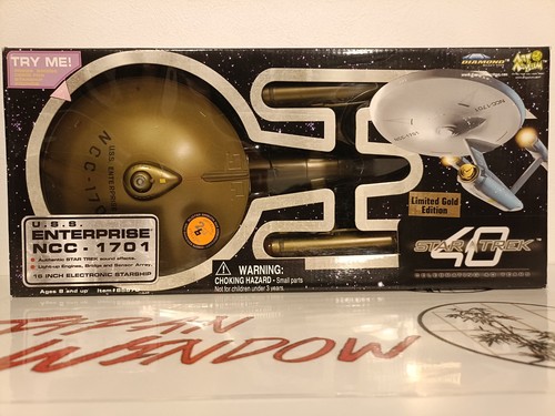 Rare 1 of 300 Japan Shibuya Exclusive STAR TREK Gold USS ENTERPRISE NCC-1701