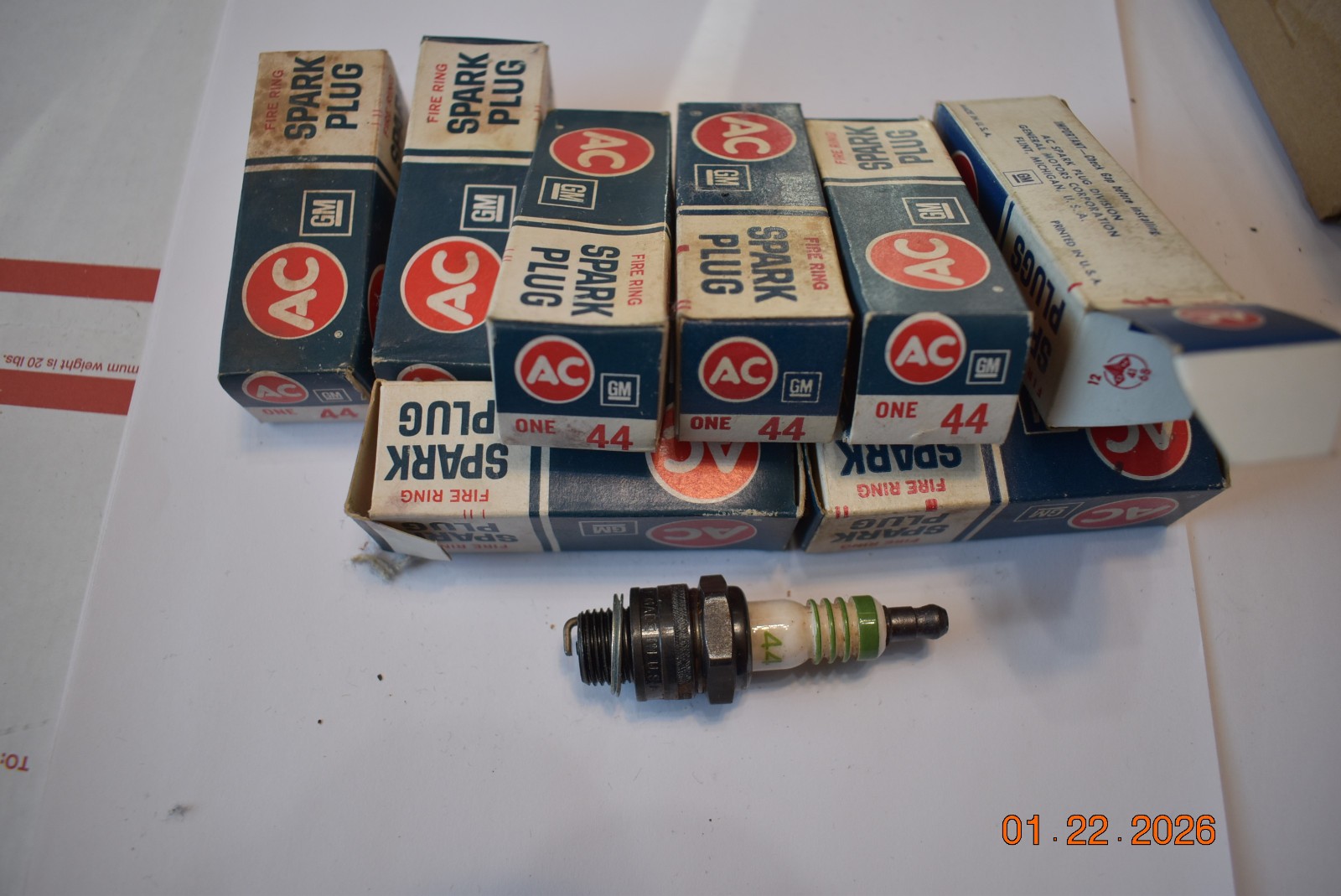 NOS AC DELCO 44 Spark Plugs Green Rings MADE IN USA GM