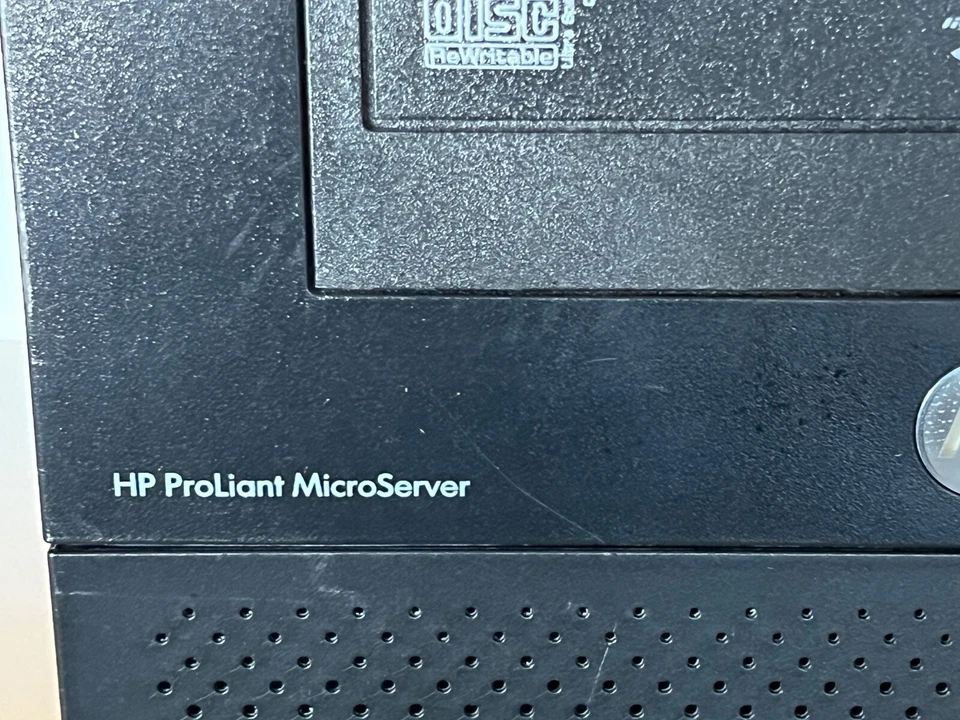 HP ProLiant Micro Server 4-Bay 1.3GHz CPU 16GB RAM HSTNS-5151 *** No Hard Drives - Image 4 of 4