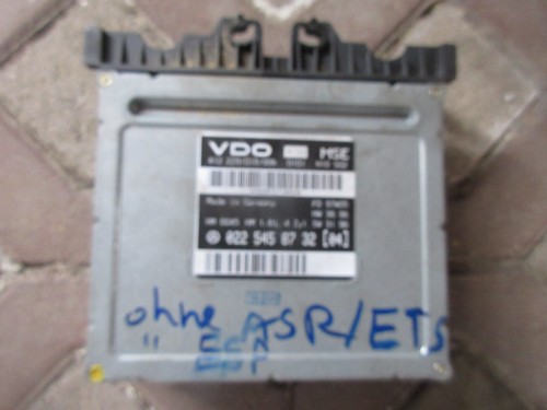 Mercedes W202 S202 C180 Mopf ab 1995  Motorsteuergerät 0225458732 (04)