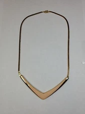 Vintage Trifari Gold Tone Peach Enamel Pendant V-Shape Necklace