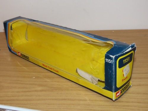 BX88: Corgi Toys Exxon Mack Tank Truck No 1151 - Picture 8 of 9