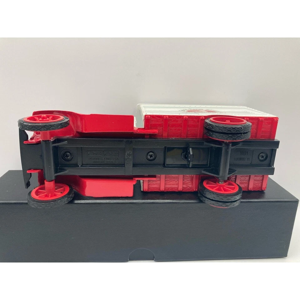 Diecast ERTL 1931 Ojo de Halcón Réplica Banco de Monedas Suizas Granjas Foto 3 de 4