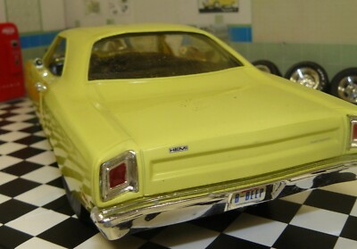 1/18 custom made 1969 Plymouth Road Runner , yellow | eBay
