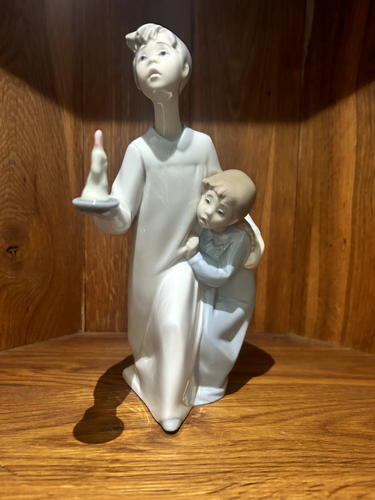 Porcelain Figurine by LLADRO 'Boy in Night-Shirt' #4874 1974-1998