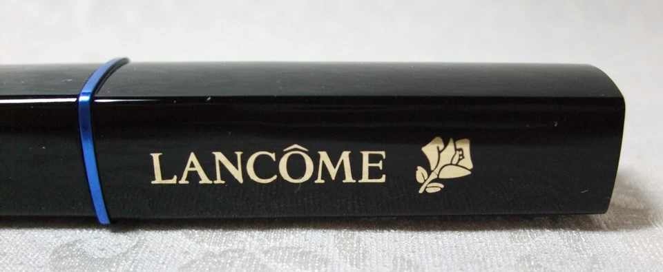 Lancome Definicils Waterproof Mascara in Black .16 oz. FS NIB $33 Value - Image 4 of 4